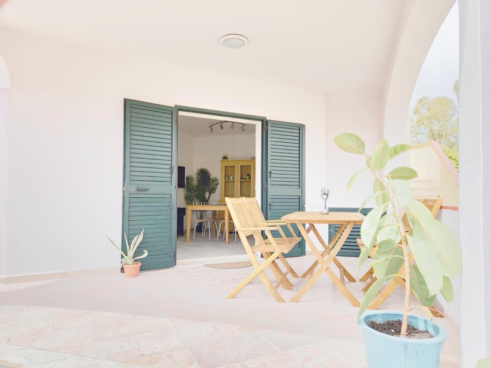 Aenjoy Apartment-Appartamento A Sos Alinos Cala Liberotto Exterior photo